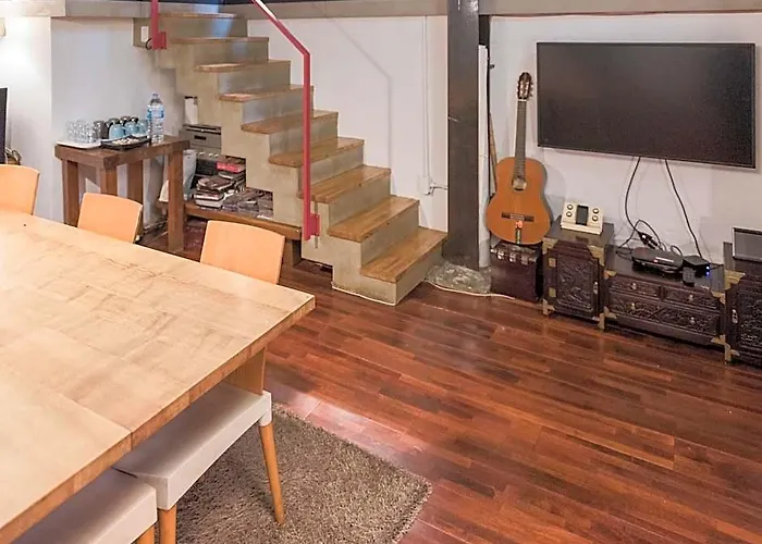 Ihouse Chinchin 3* Сеул
